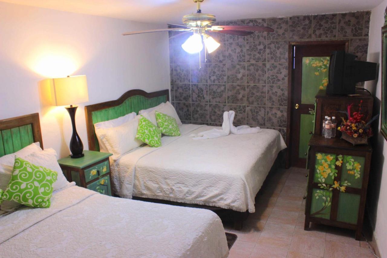 Aparthotel Casa Quatro San Miguel de Allende Esterno foto
